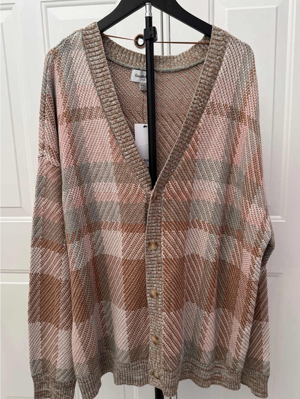 Goodfellow & Co Plaid V-Neck Cardigan in Pink, Tan & Cream